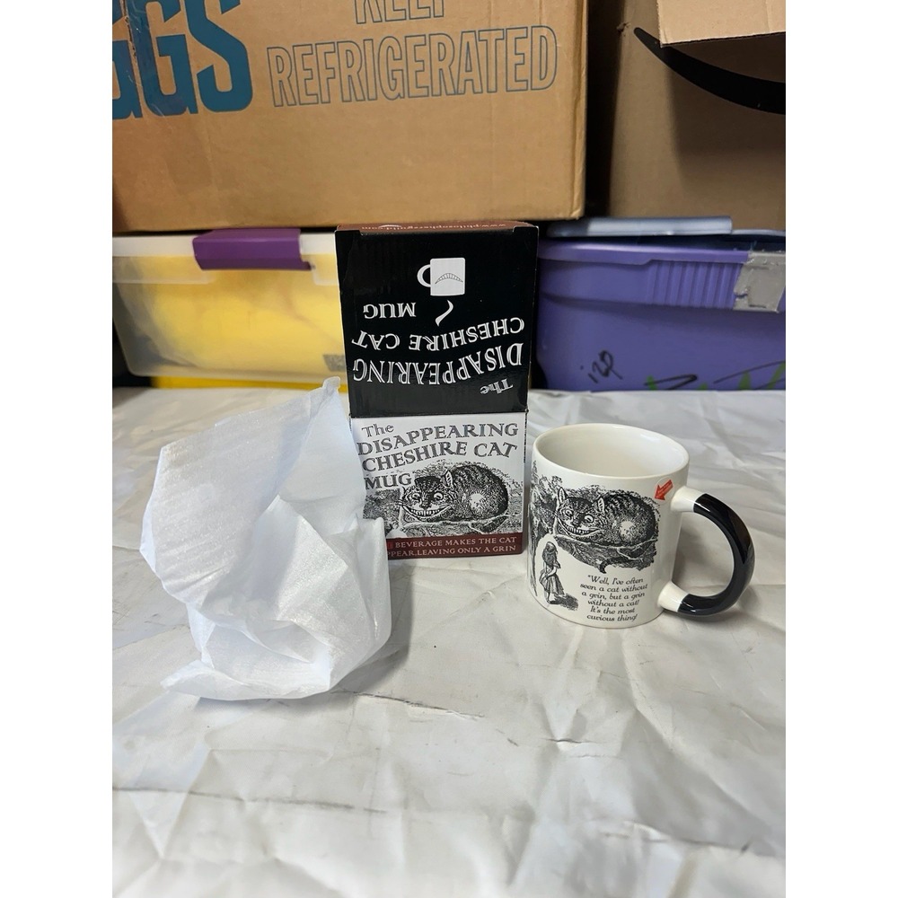 Disappearing Cheshire Cat Mug Alice in Wonderland Heat Change w/ Box